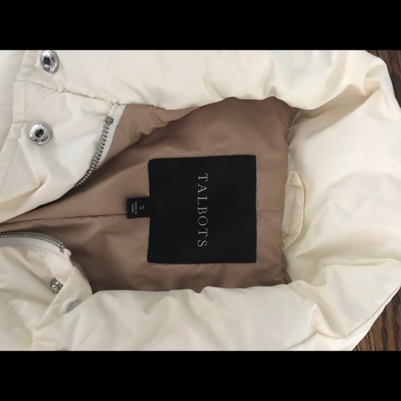 Ivory vest - Picture 2 of 2